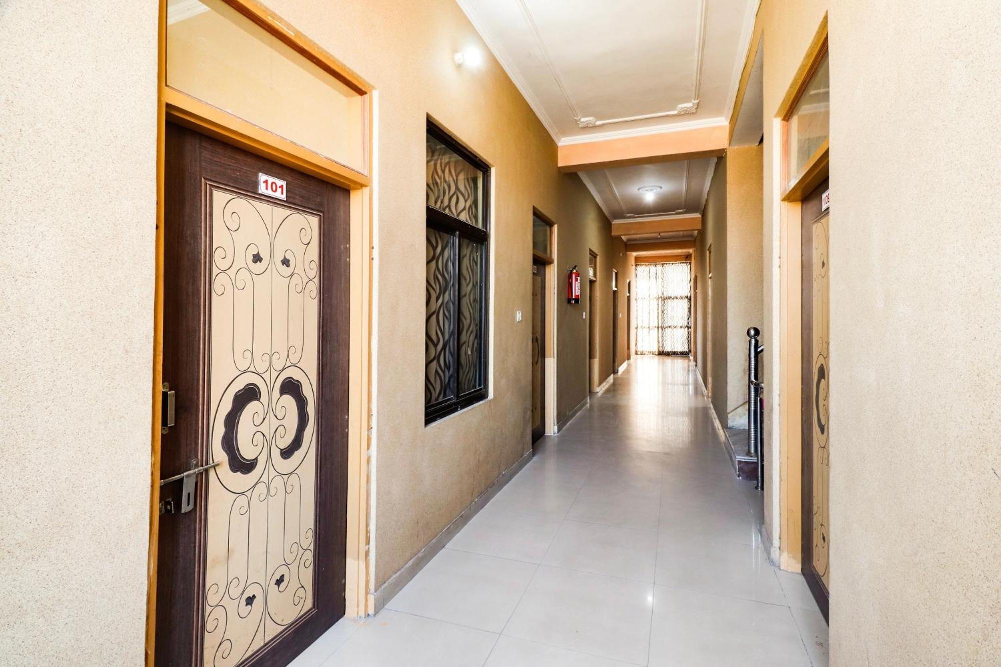 Hotel Spot On 68319 Nakhralo Rajasthan Jaipur