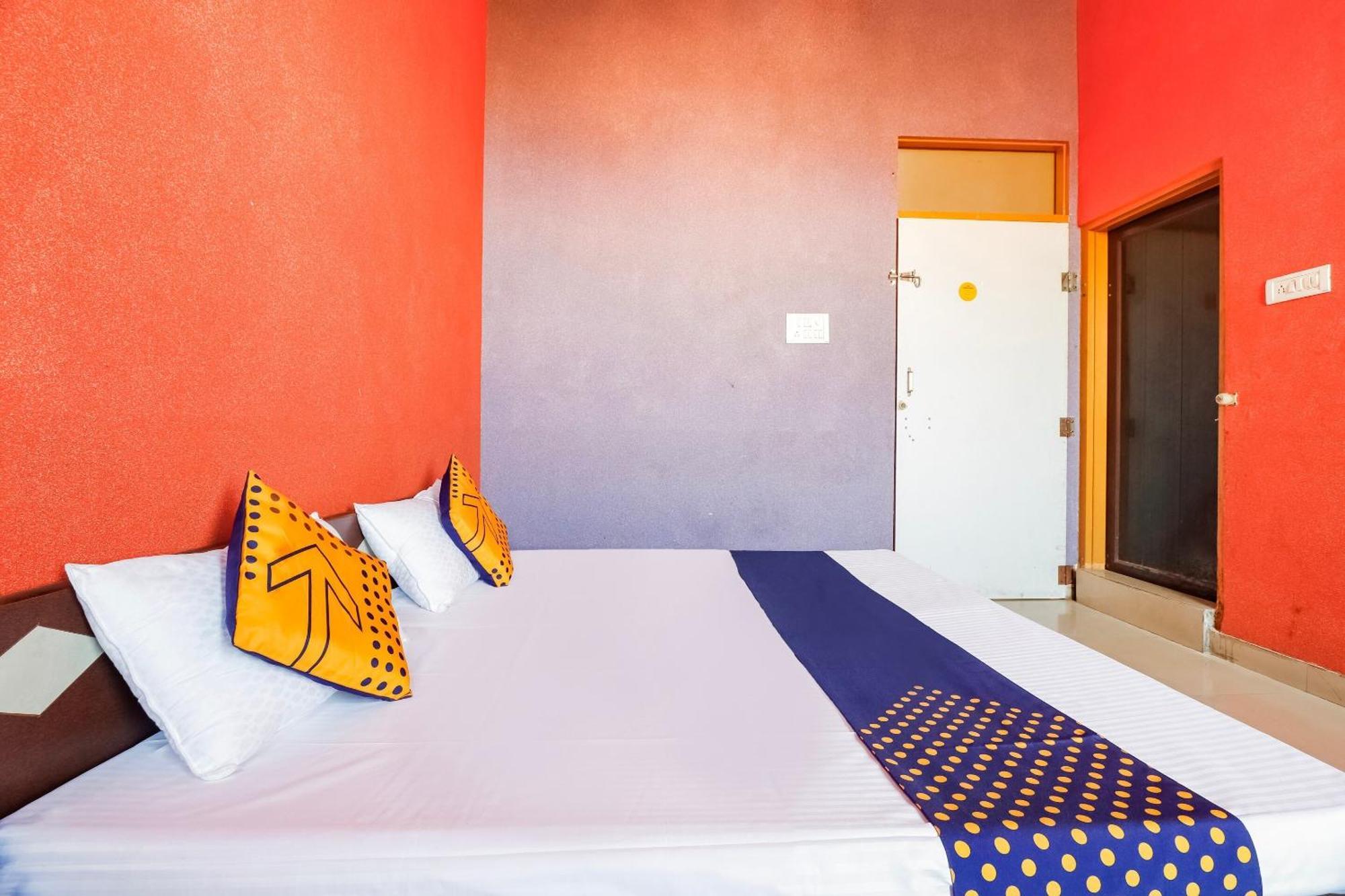 Hotel Spot On 68319 Nakhralo Rajasthan 2*